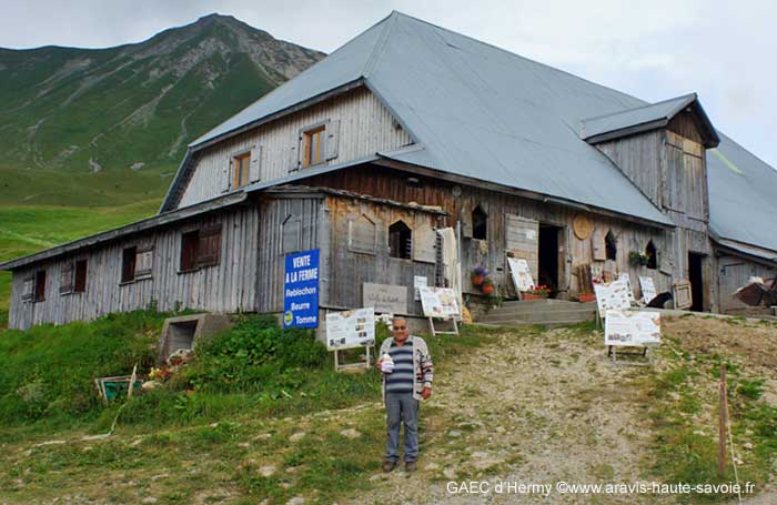 Vente direct à la ferme de reblochon, beurre, tomme de savoie, yaourt Le Grand Bornand