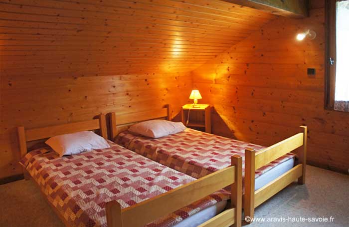 Location chalet "San Parfia" Le Grand Bornand - Chalet divisé en 2 parties comprenant chacune 4 pièces