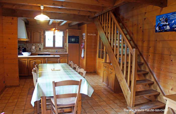 Appartement 4 pièces 3 chambres cuisine et salon